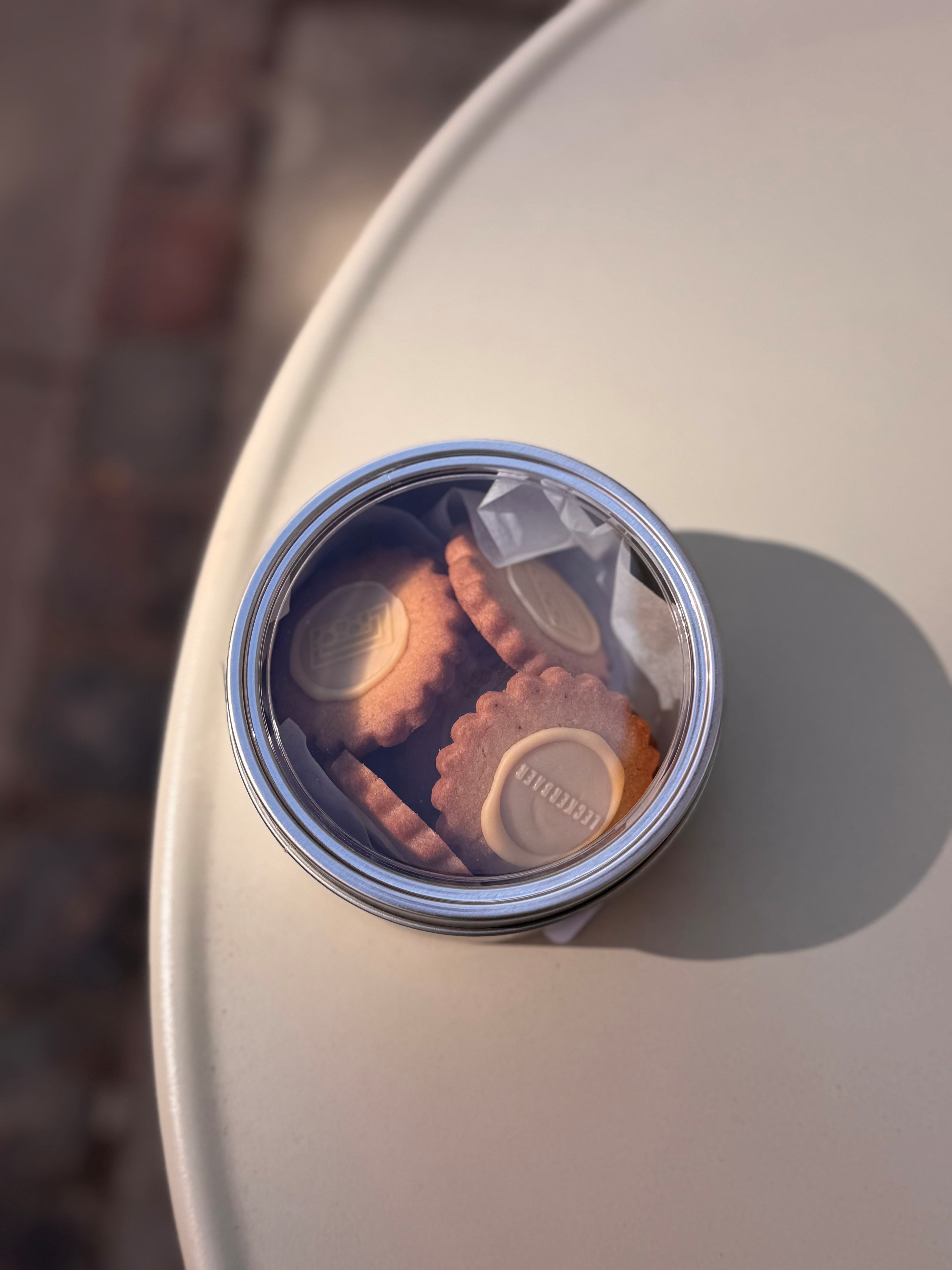 Passion Inspiration, Valrhona buttercookies - Rund tin æske